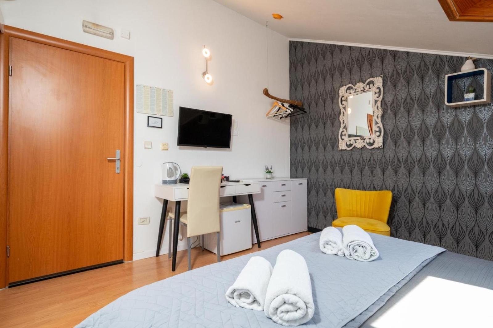 טרוגיר Villa Jidro מראה חיצוני תמונה